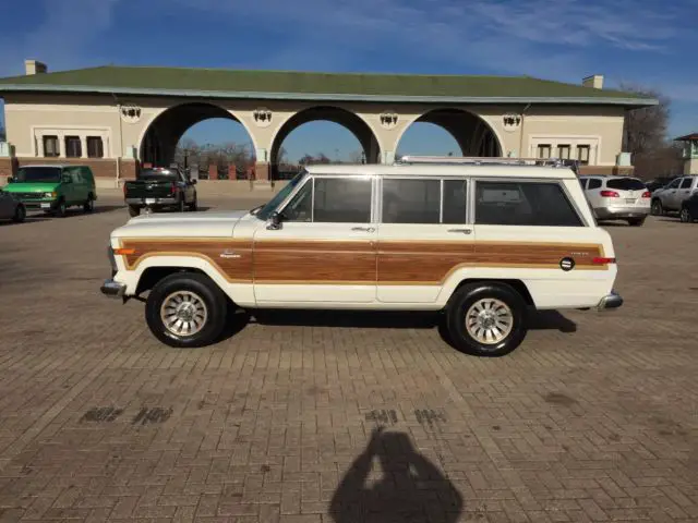 1986 Jeep Wagoneer