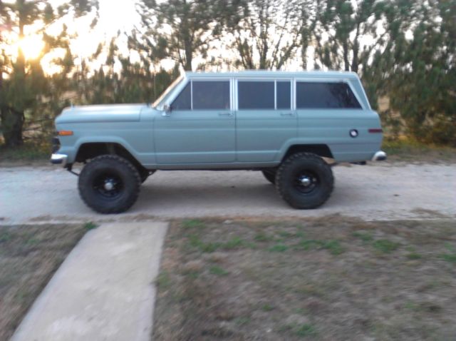 1986 Jeep Wagoneer