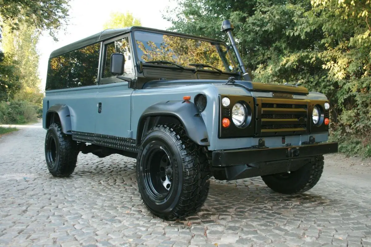 1986 Land Rover Defender