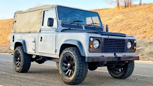 1986 Land Rover Defender