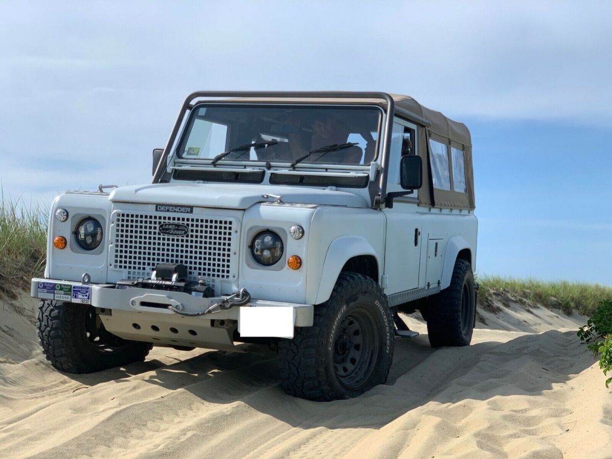 1986 Land Rover Defender