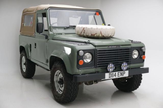 1986 Land Rover Defender --