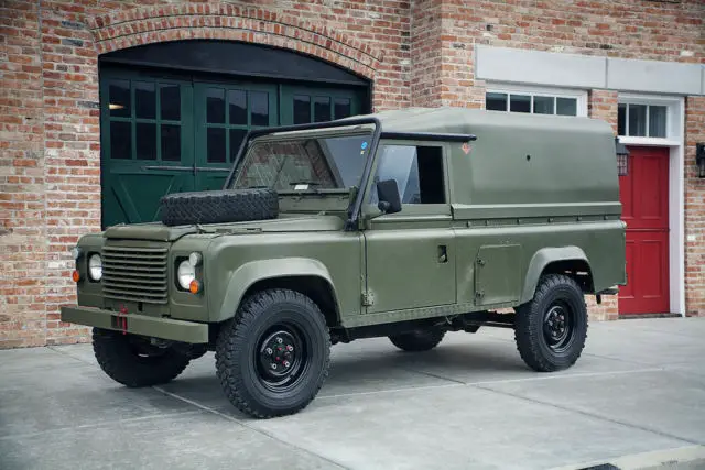 1986 Land Rover Defender