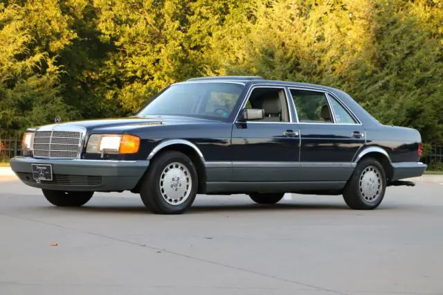 1986 Mercedes-Benz 400-Series 1 owner, 55k miles, Window sticker