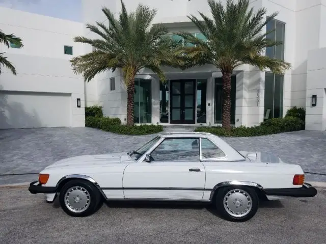 1986 Mercedes-Benz SL-Class 560SL