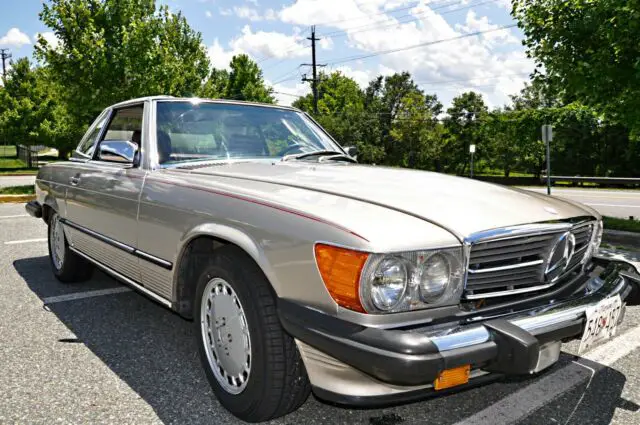 1986 Mercedes-Benz SL-Class