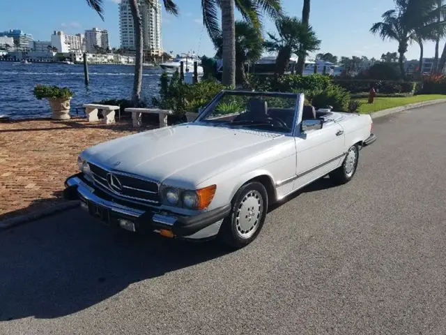 1986 Mercedes-Benz 500-Series 560SL