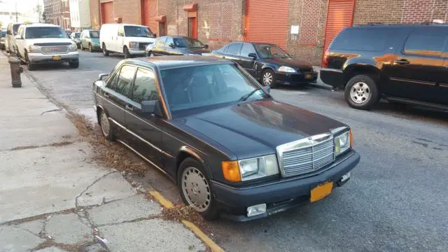 1986 Mercedes-Benz 190-Series