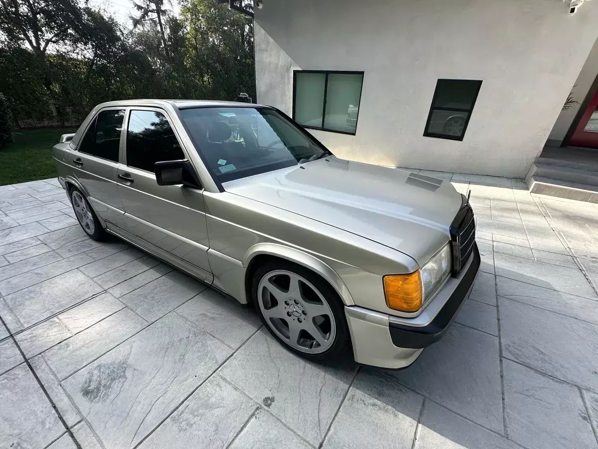 1986 Mercedes-Benz 190-Series E 2.3-16