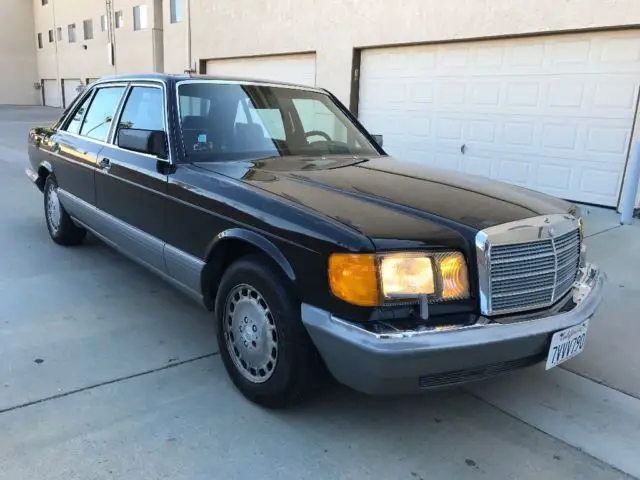 1986 Mercedes-Benz 300-Series