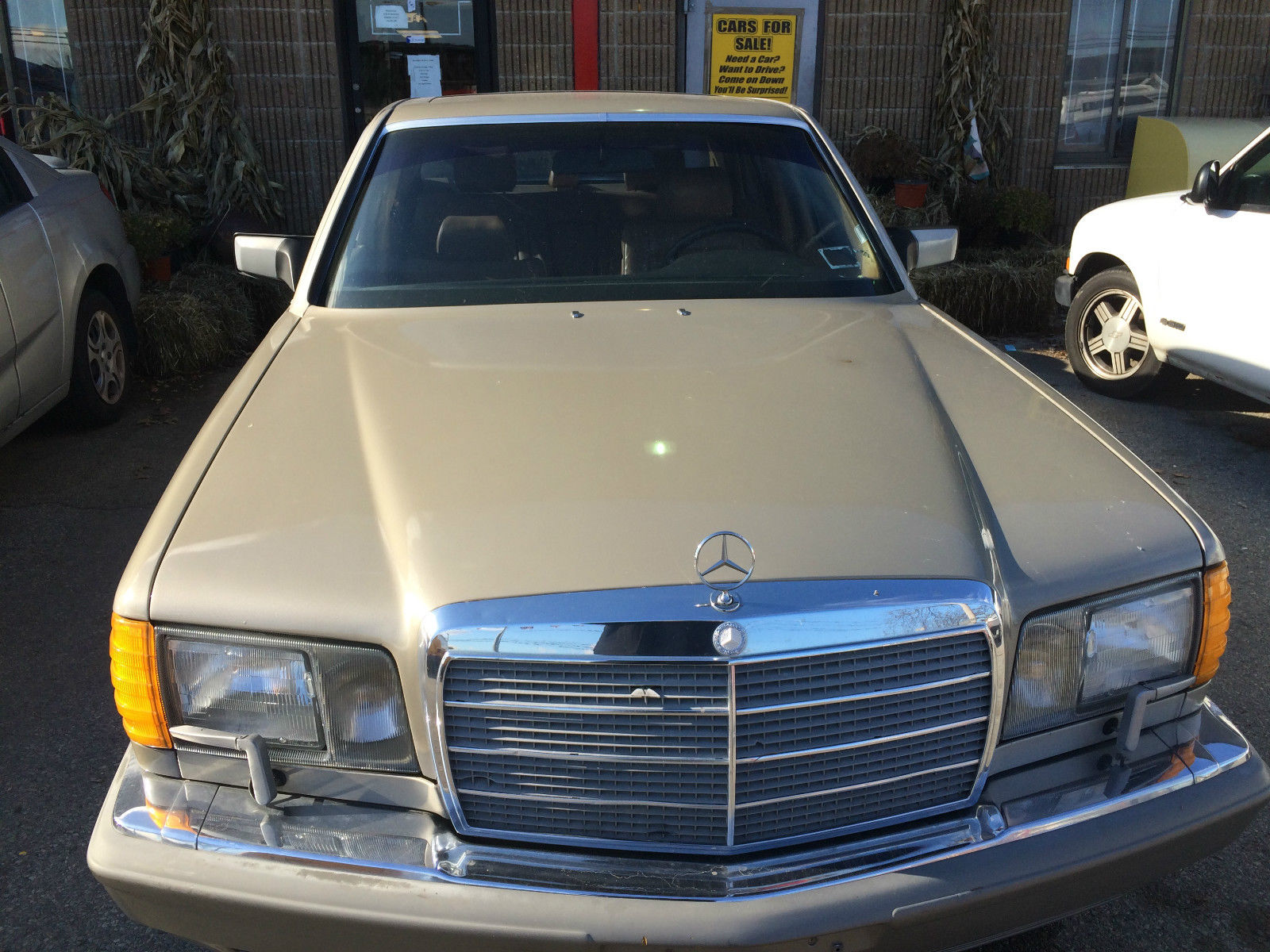 1986 Mercedes-Benz 400-Series