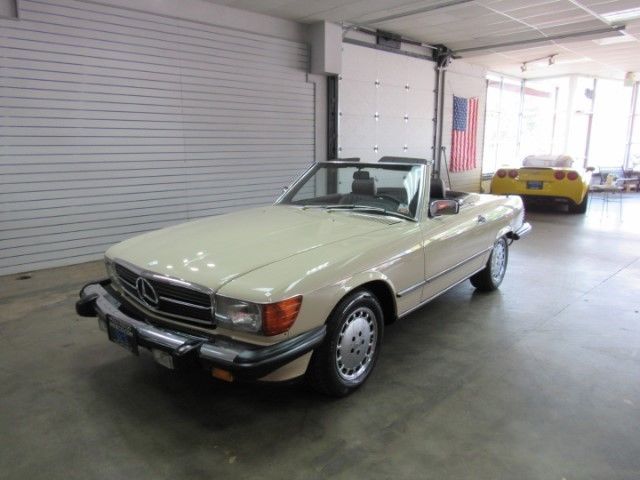 1986 Mercedes-Benz 500-Series