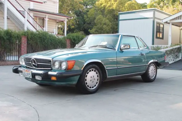 1986 Mercedes-Benz 500-Series 560SL