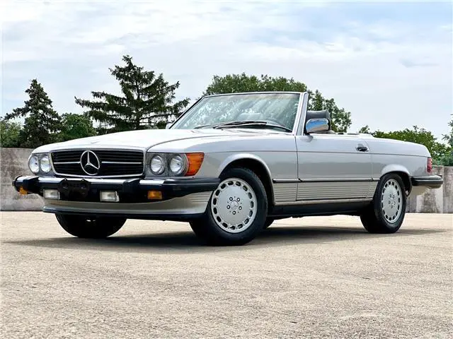 1986 Mercedes-Benz 500-Series 560SL