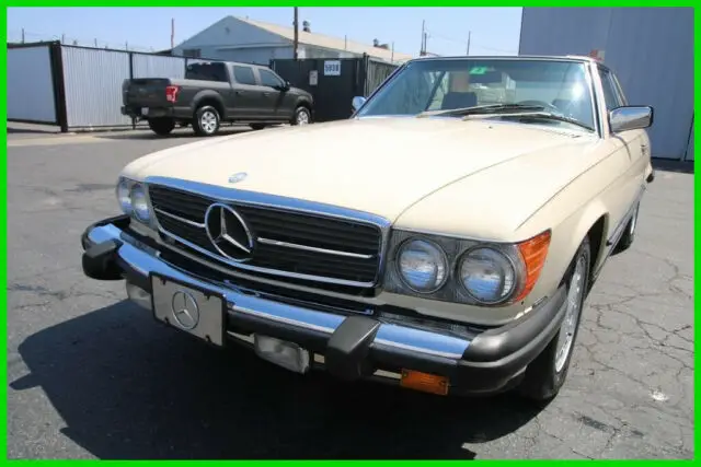 1986 Mercedes-Benz 500-Series SL 2 Dr Convertible