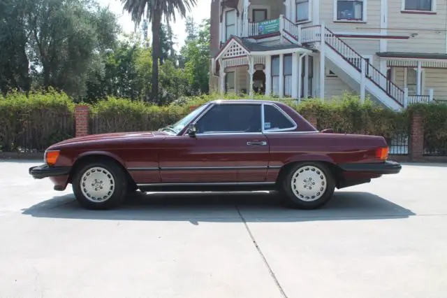 1986 Mercedes-Benz SL-Class 560 SL