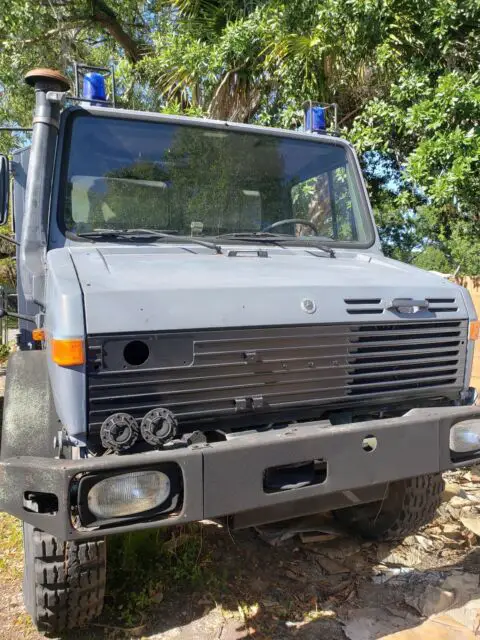 1986 Mercedes-Benz UNIMOG 1300L 435