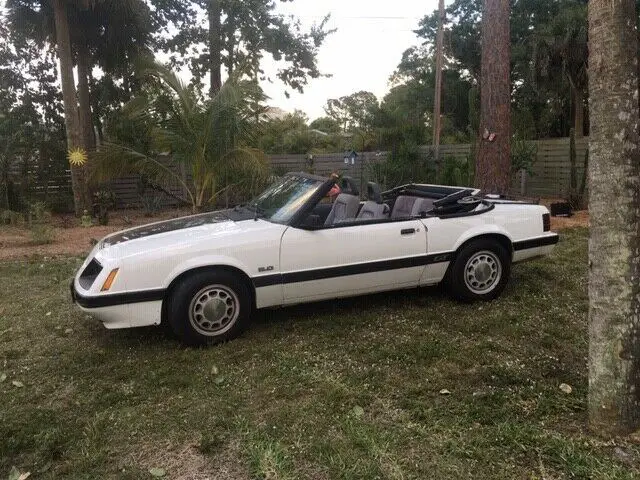 1986 Ford Mustang GT Convertible