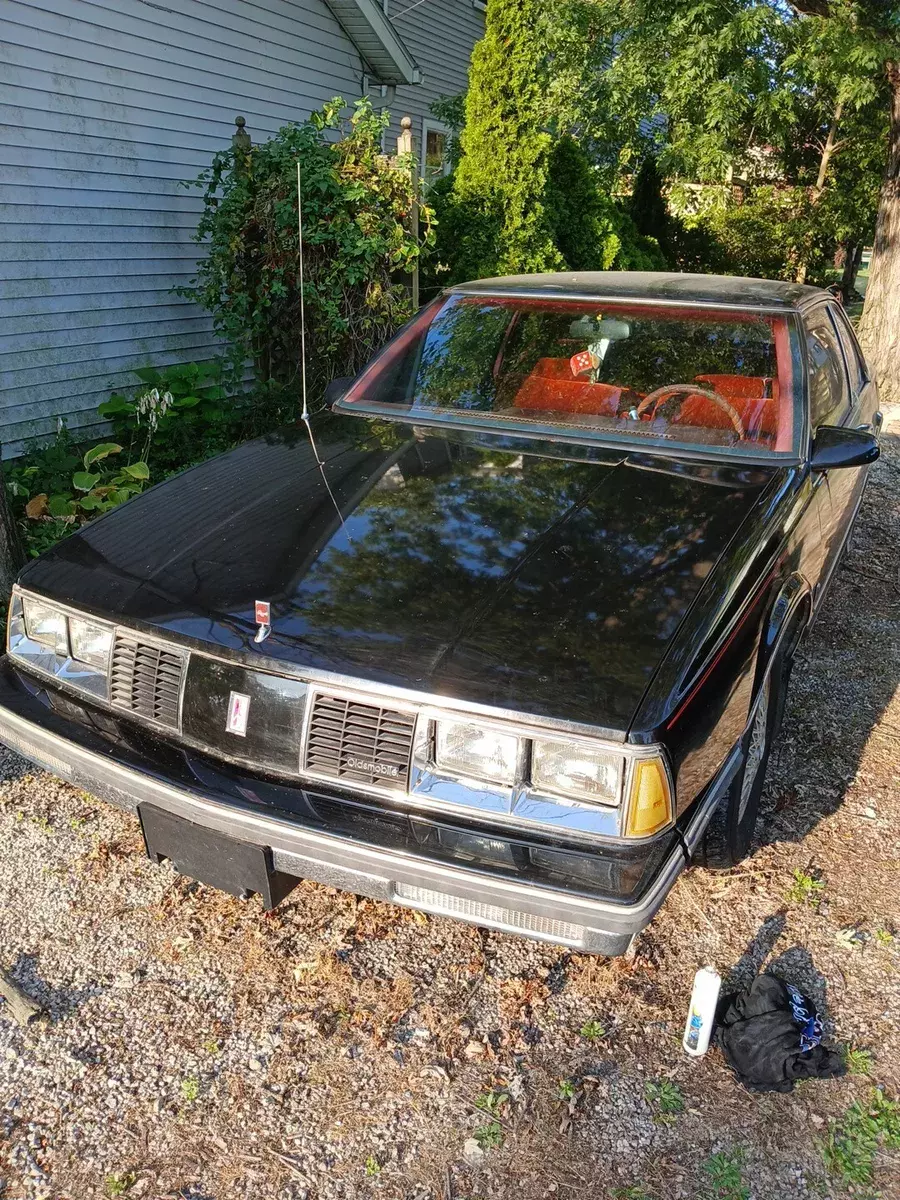 1986 Oldsmobile Eighty-Eight ROYALE