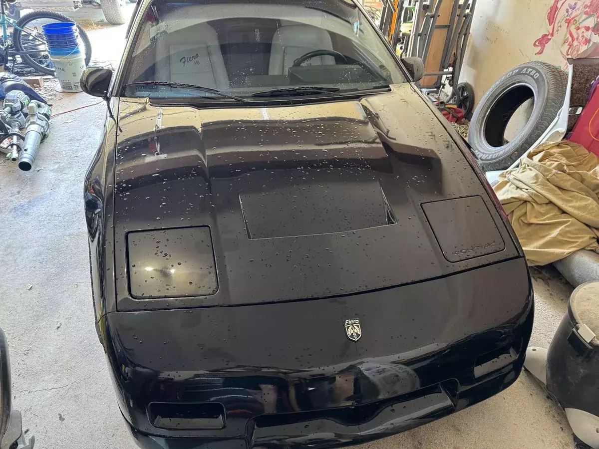 1986 Pontiac Fiero SE