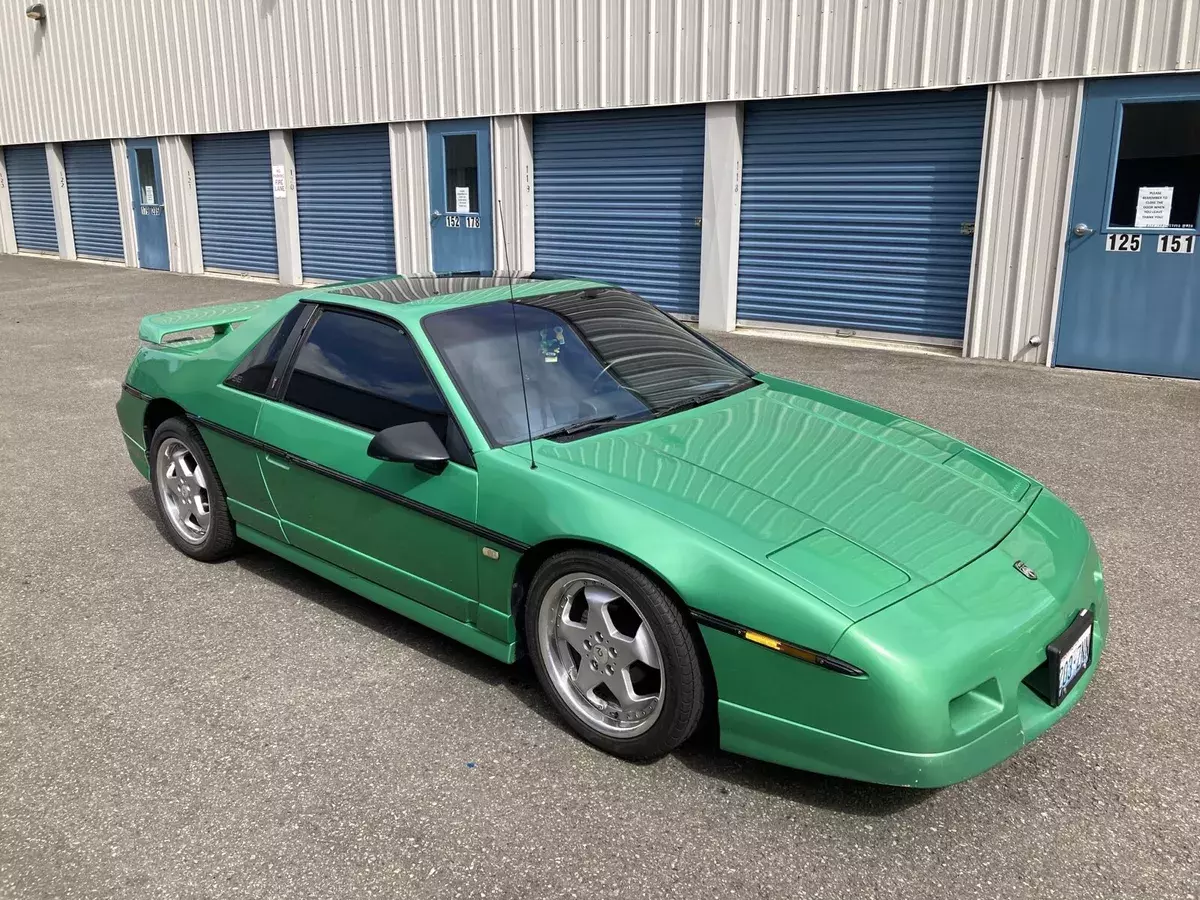 1986 Pontiac Fiero SE