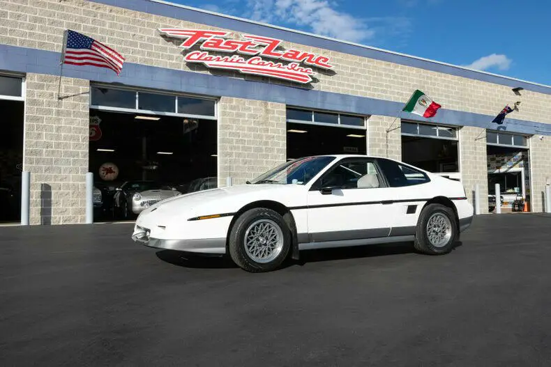 1986 Pontiac Fiero GT 5 Speed