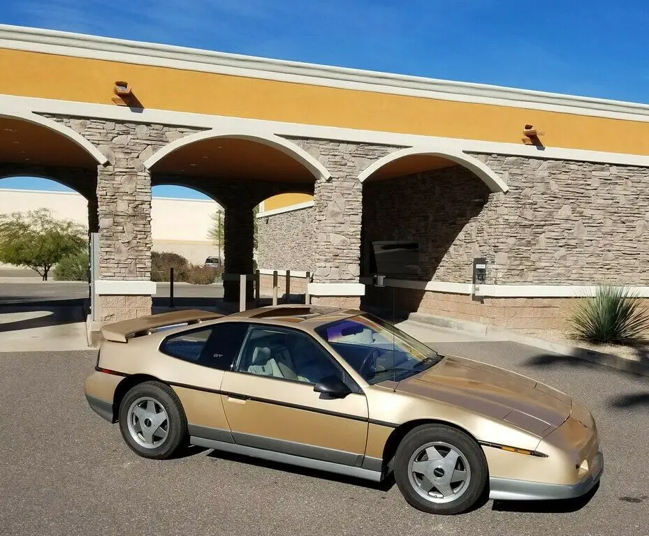 1986 Pontiac Fiero GT