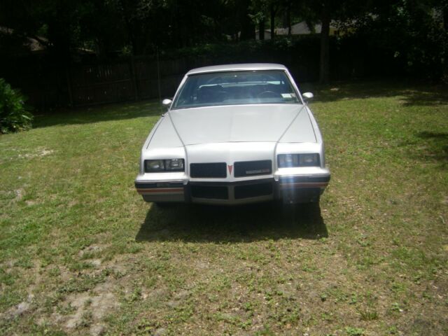 1986 Pontiac Grand Prix 2+2 AERO COUPE