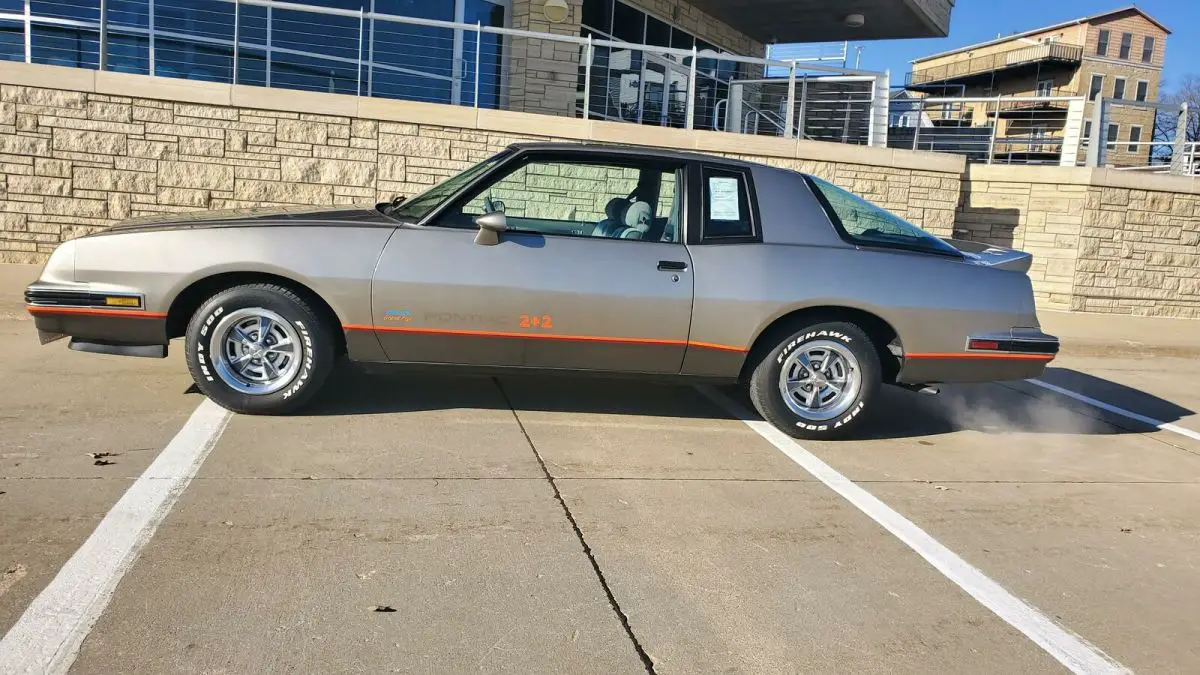 1986 Pontiac Grand Prix Y97