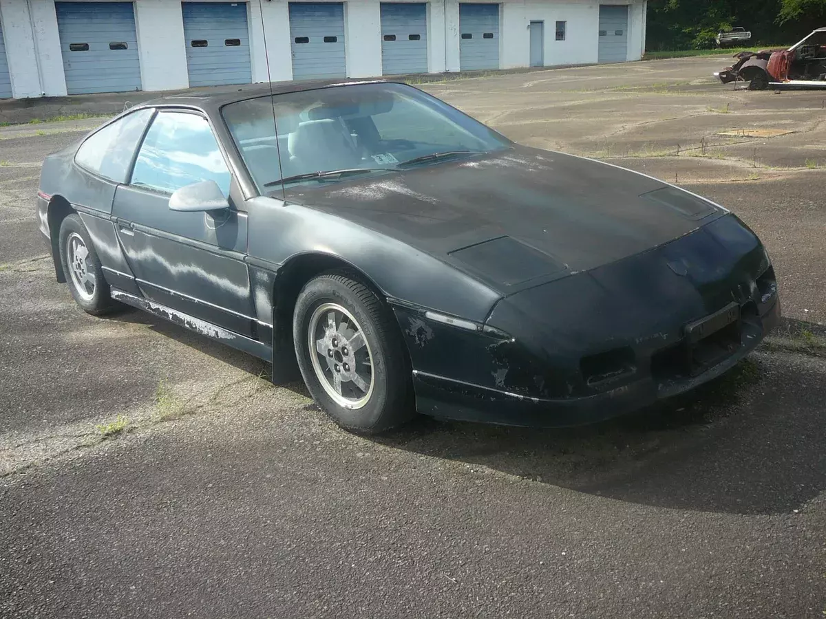 1986 Pontiac Fiero