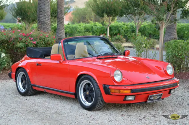 1986 Porsche 911 CARRERA 3.2 LITER / 5-SPEED 