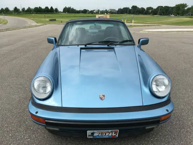 1986 Porsche 911 1986 CARRERA TARGA 