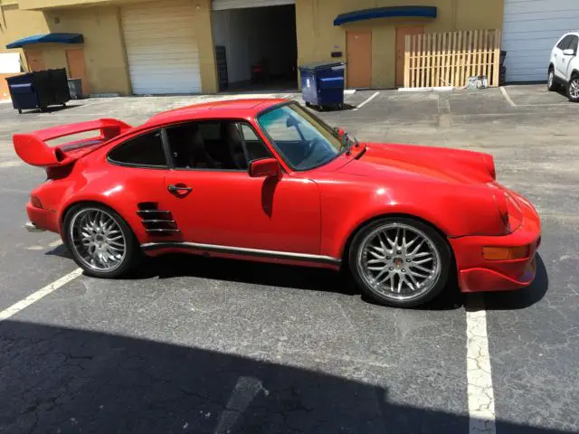 1986 Porsche 911 Carrera coupe widebody