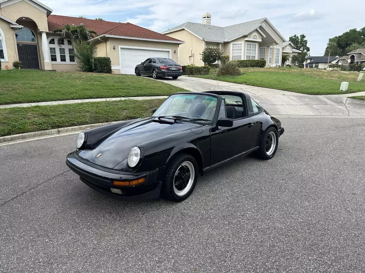 1986 Porsche 911 Carrere