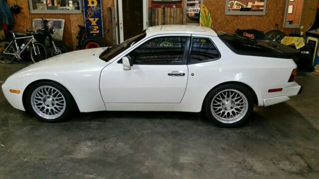 1986 Porsche 944 Turbo