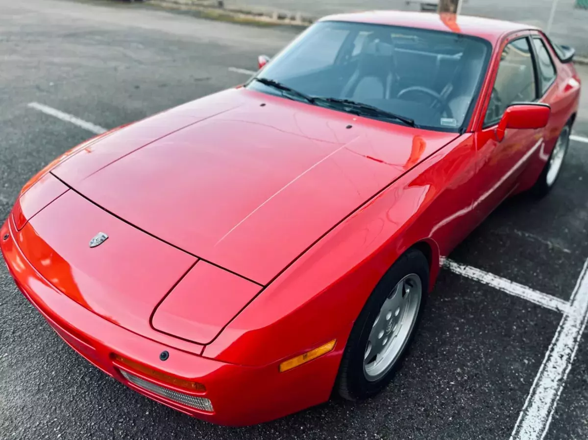 1986 Porsche 944