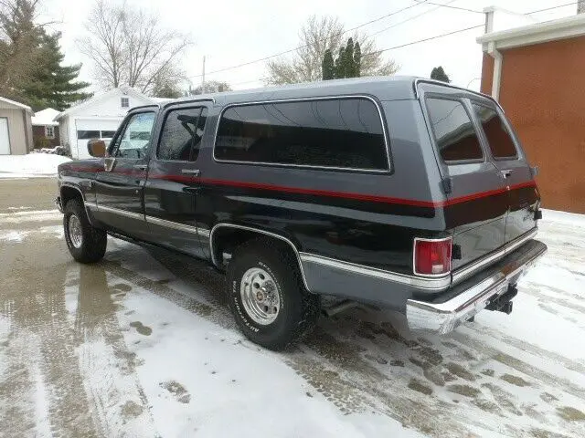 1986 Chevrolet Suburban Sierra Classic