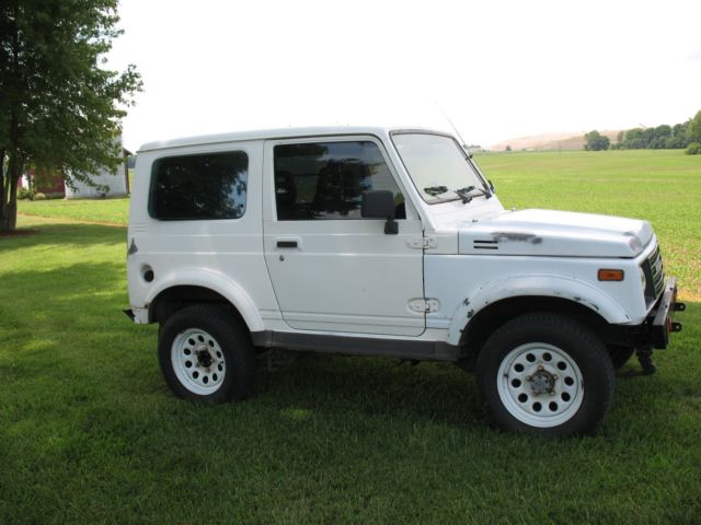 1986 Suzuki Samurai tintop