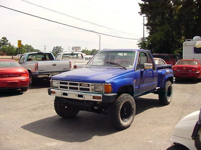 1986 Toyota T100 1986 TOYOTA 4 WHEEL DRIVE PICKUP