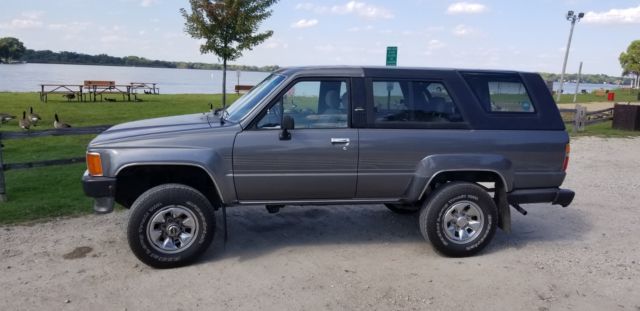 1986 Toyota 4Runner grey