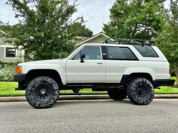 1986 Toyota 4Runner RN60