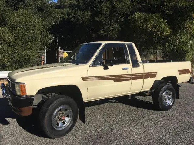 1986 Toyota Pickup SR5