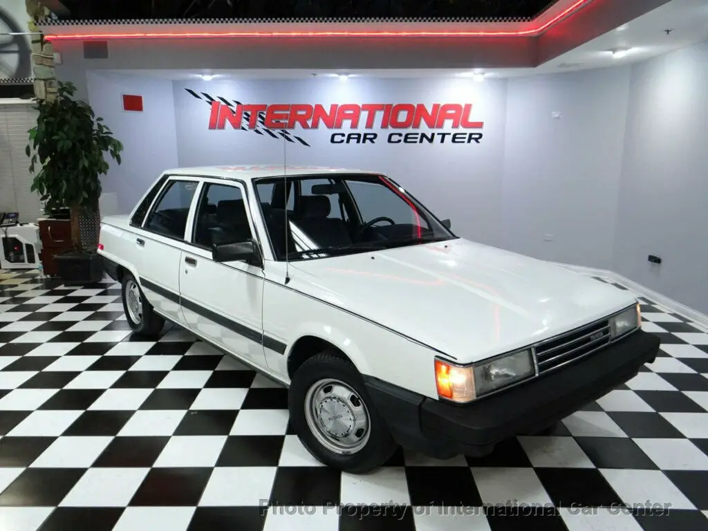 1986 Toyota Camry Deluxe