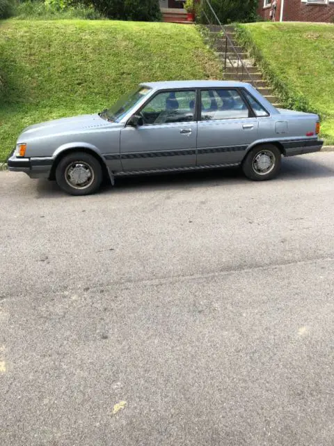 1986 Toyota Camry Luxury Edition (LE)