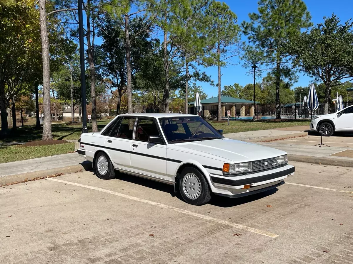 1986 Toyota Cressida LUXURY