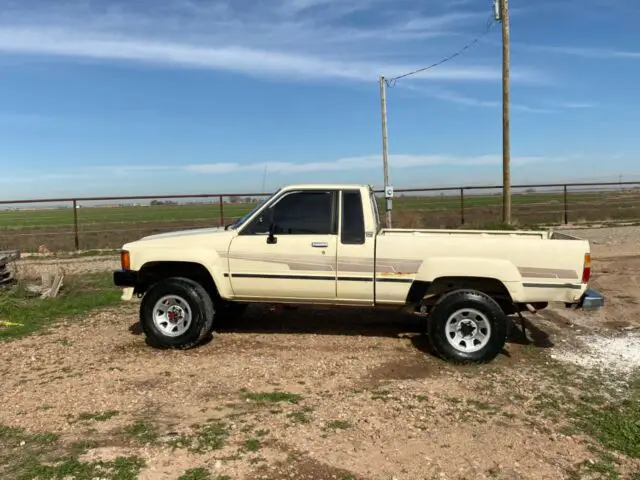 1986 Toyota Sr5 4x4 Chrome