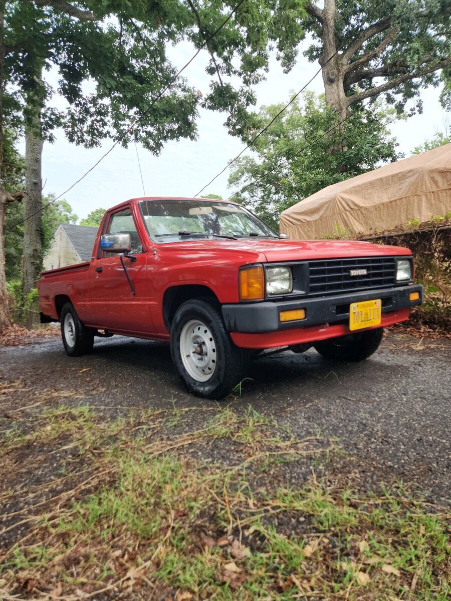 1986 Toyota Pickup 1/2 TON RN50