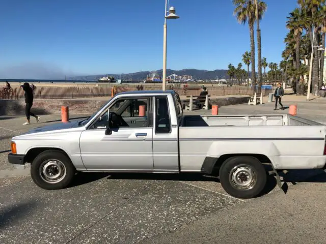 1986 Toyota Pickup SR5 Extracab