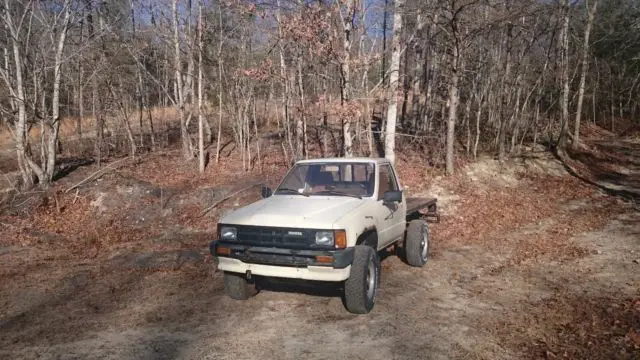 1986 Toyota Pickup Pickup Truck 22R 4x4