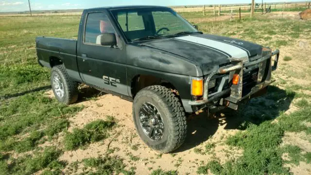 1986 Nissan Other Pickups SE